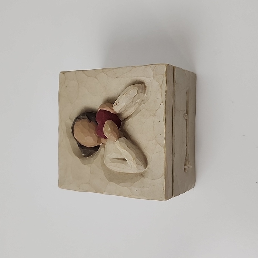 Willow Tree 'From The Heart' Keepsake Box
